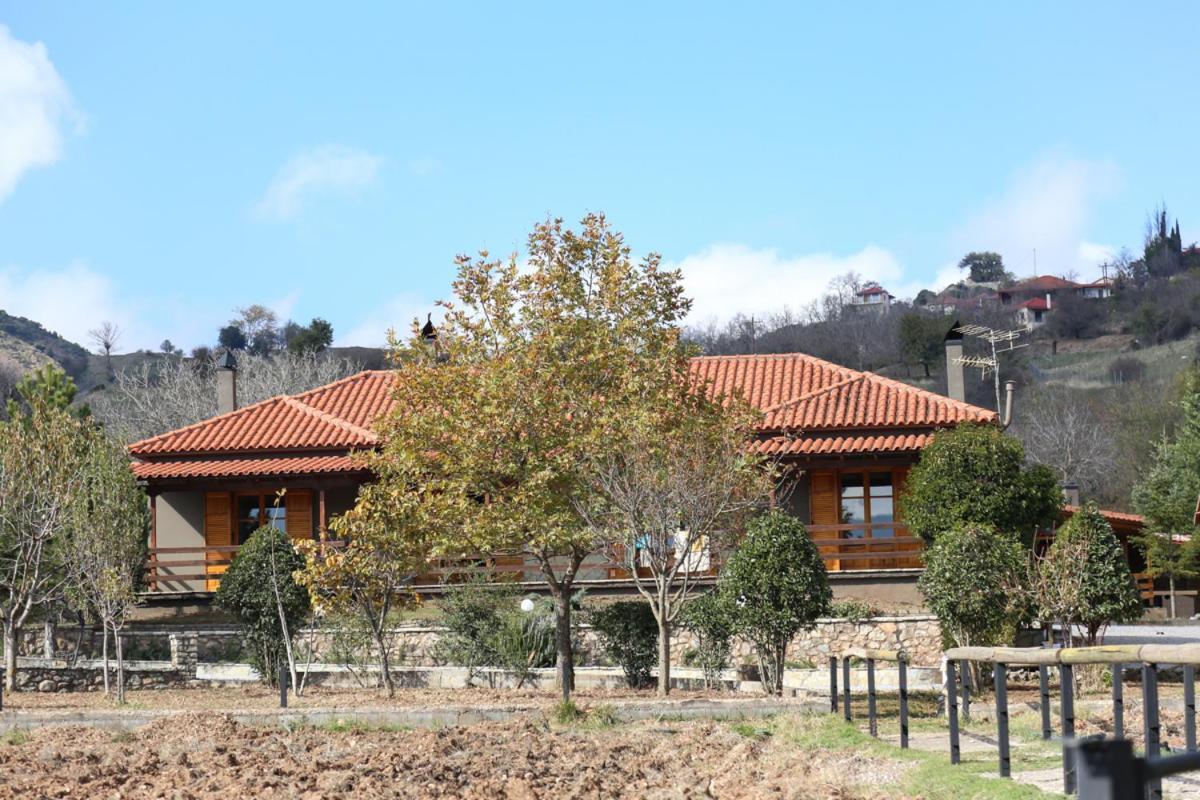Orias Guesthouse & Farm Калаврита Экстерьер фото