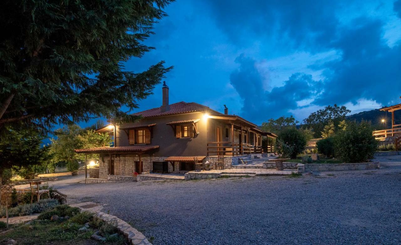 Orias Guesthouse & Farm Калаврита Экстерьер фото
