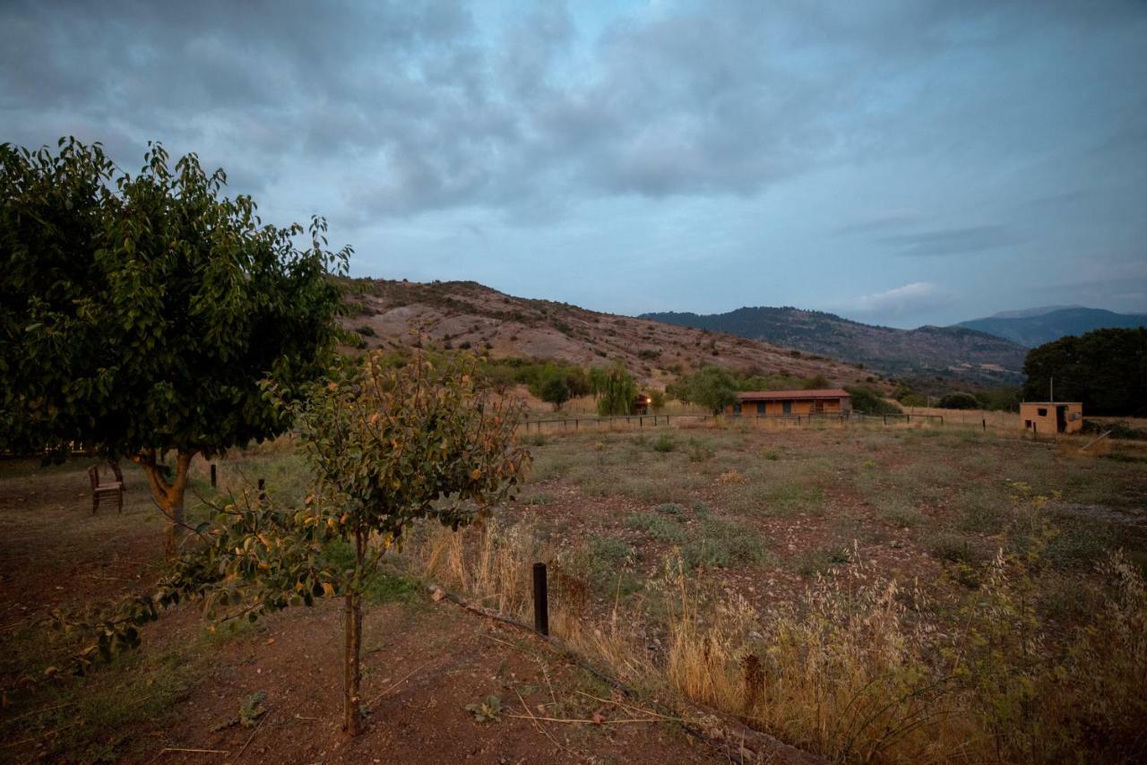 Orias Guesthouse & Farm Калаврита Экстерьер фото